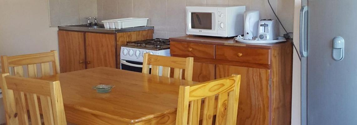 Drakensberg White Mountain Backpackers Hotel Есткорт Екстериор снимка